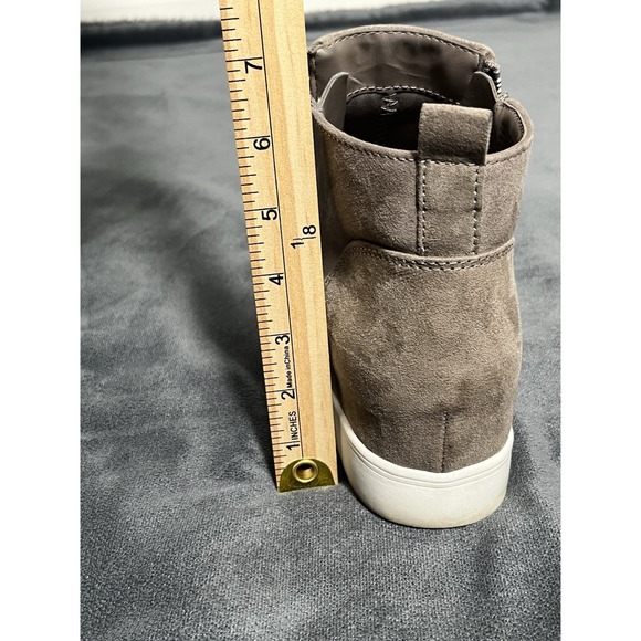 Time & Tru Memory Foam Women's Khaki Blush Suede Wedge Sneakers Size 8 W - Picture 12 of 12